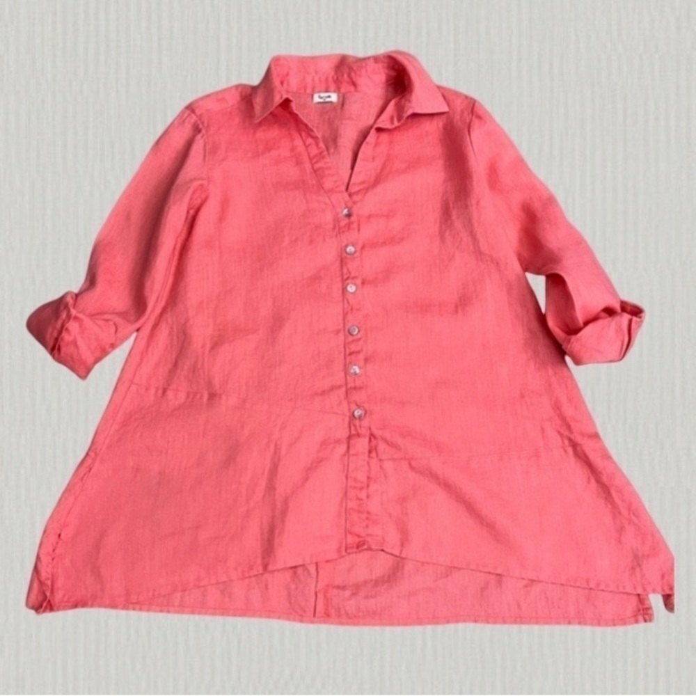 Simple, coral pink oversized buttoned down linen shirt.